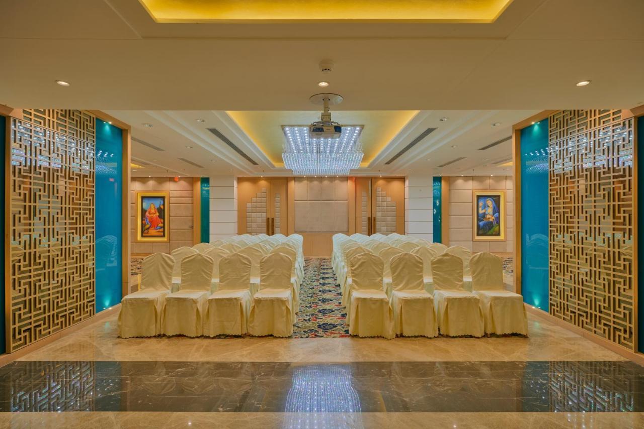 Skk Blu Hotel & Spa Удайпур Екстер'єр фото